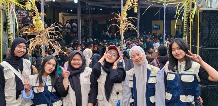 Mahasiswa UNISBA Blitar Peserta KKN Kolaboratif ASPIKOM Jatim, Dorong Publikasi Budaya Yadnya Karo melalui Konten Mahasiswa UNISBA Blitar Peserta KKN Kolaboratif ASPIKOM Jatim, Dorong Publikasi Budaya Yadnya Karo melalui Konten